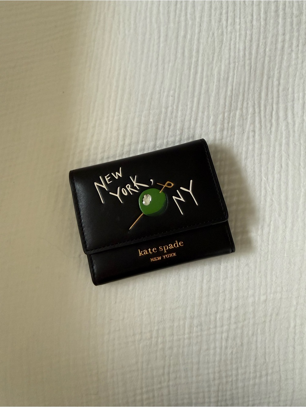 kate spade black leather matchbox wallet